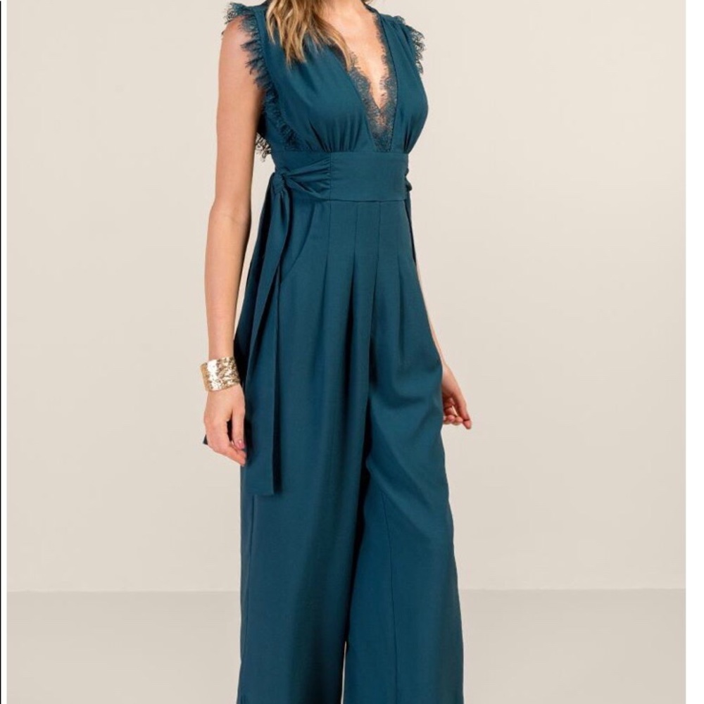 Francesca’s Pine Jumpsuit ‼️‼️ NEW ‼️‼️ Flash Sale